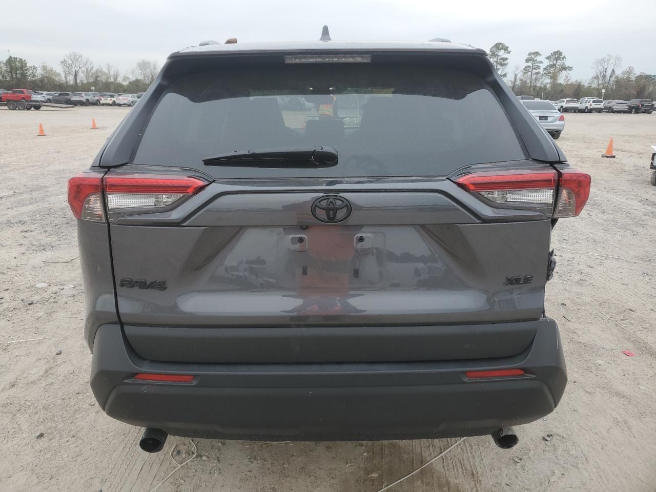 2024 TOYOTA RAV4 XLE P - Image 6