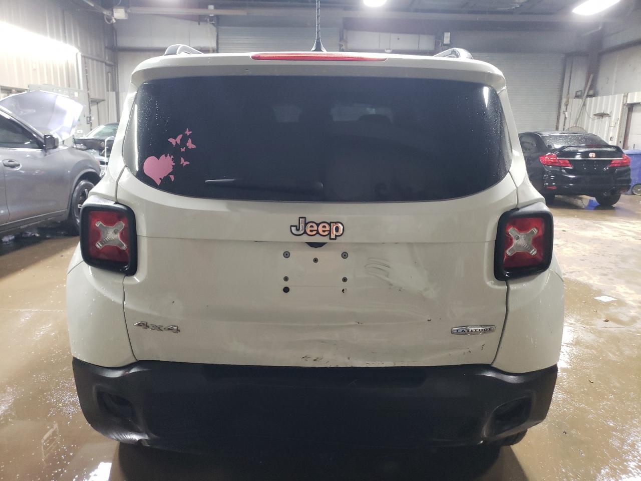 2017 JEEP RENEGADE L - Image 6