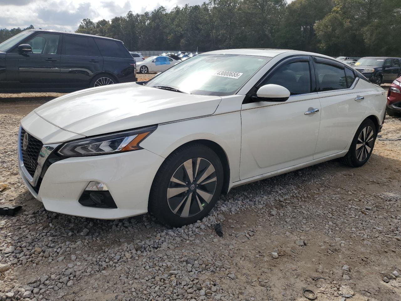 2020 NISSAN ALTIMA SV