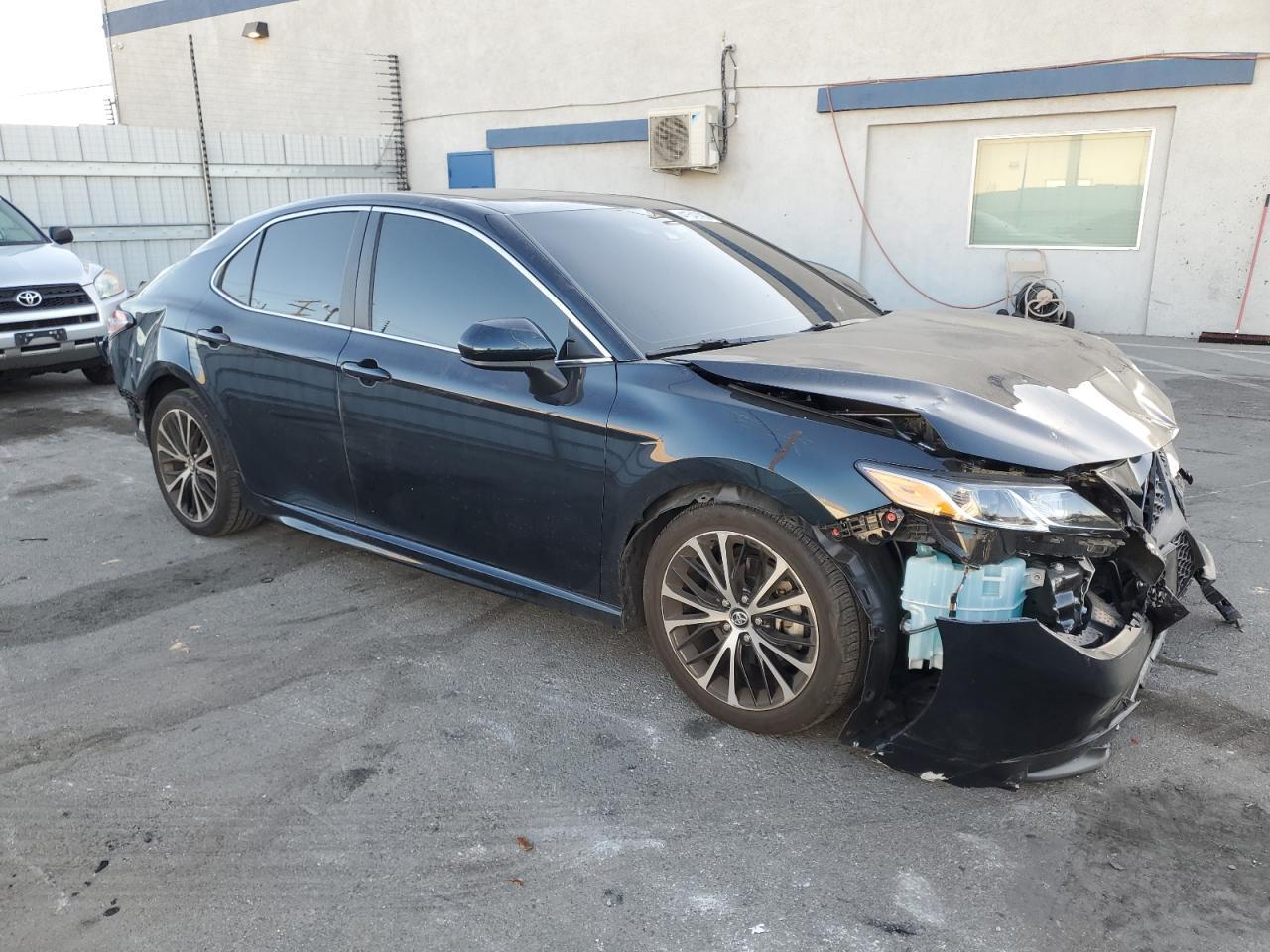 2020 TOYOTA CAMRY SE - Image 4