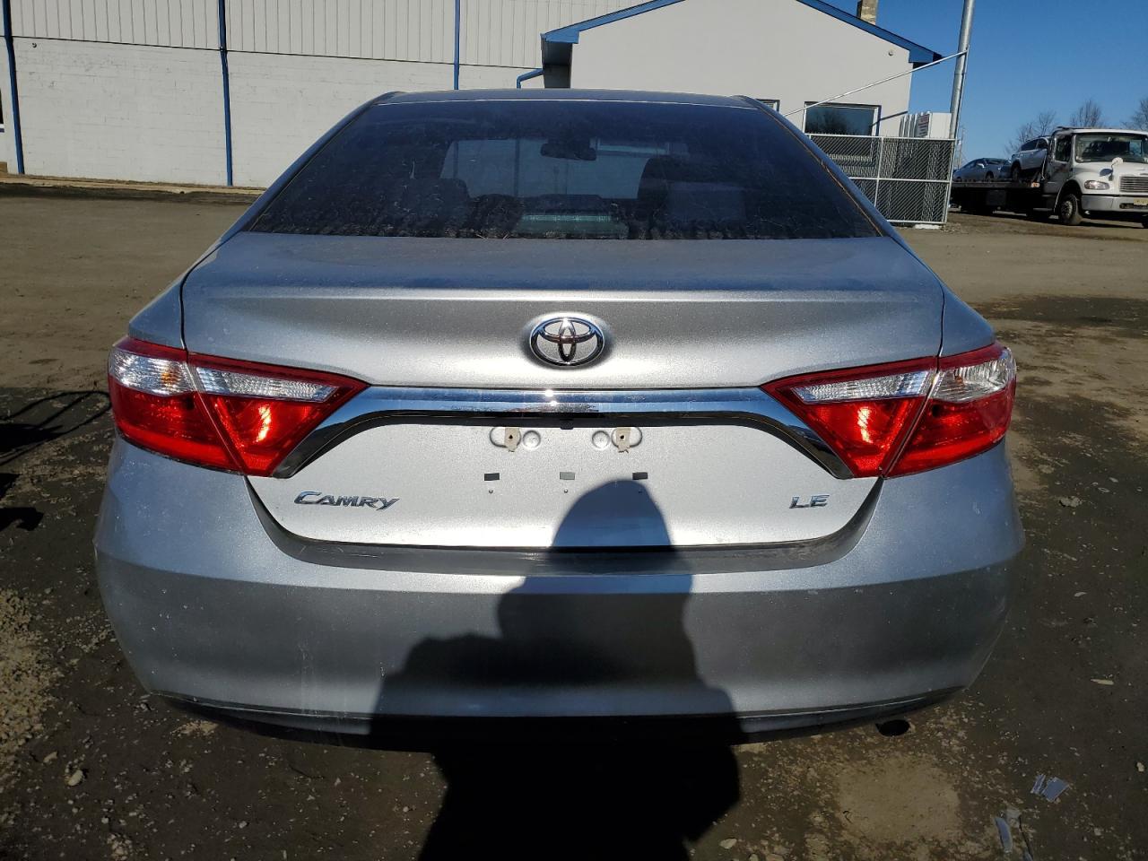2017 TOYOTA CAMRY LE - Фото 6