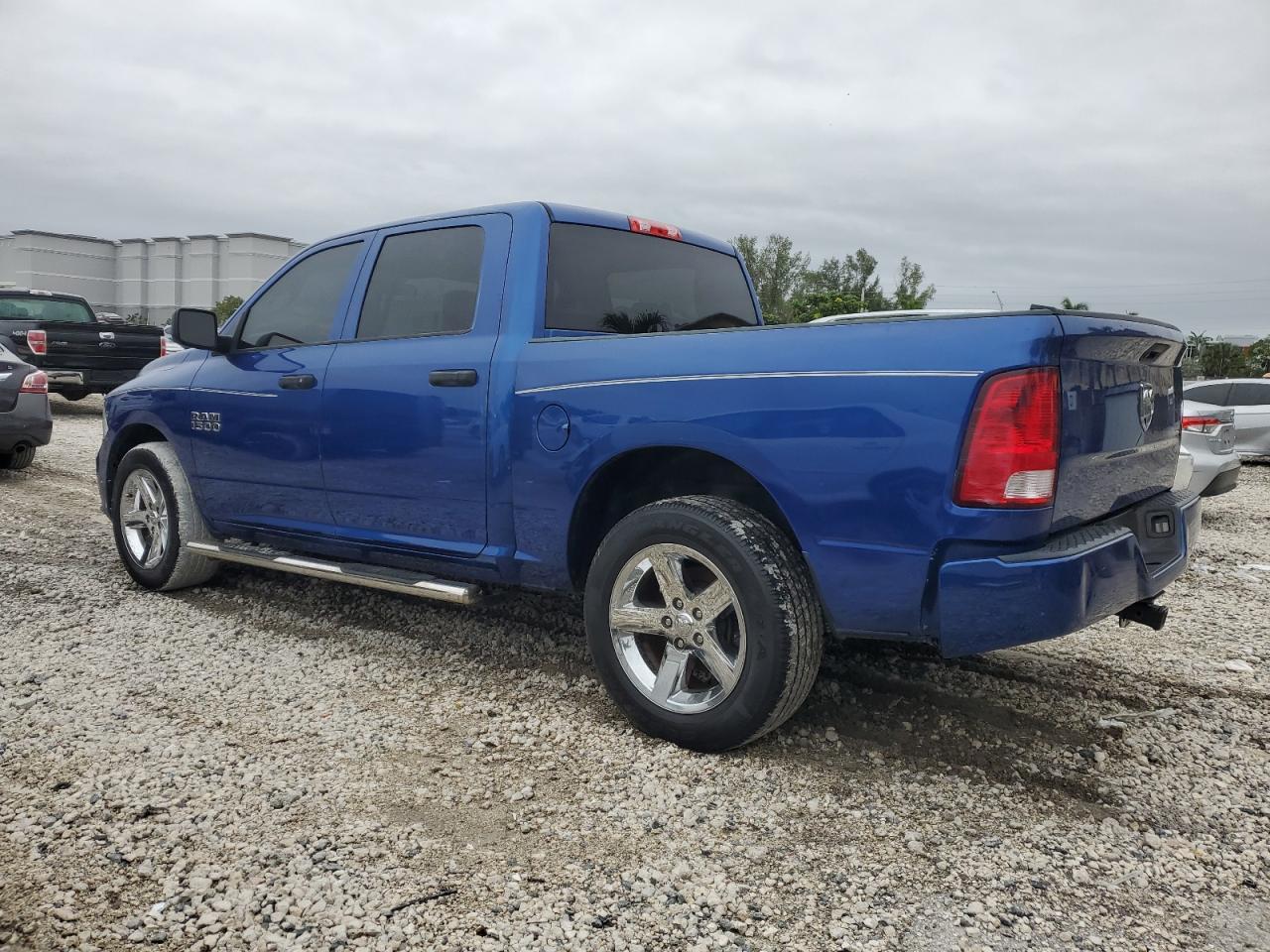 2018 RAM 1500 ST - Image 2