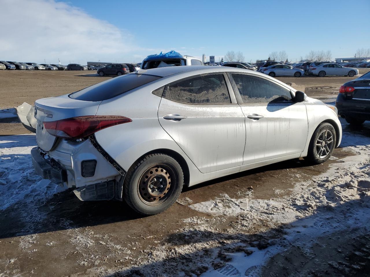 2015 HYUNDAI ELANTRA SE - Фото 3