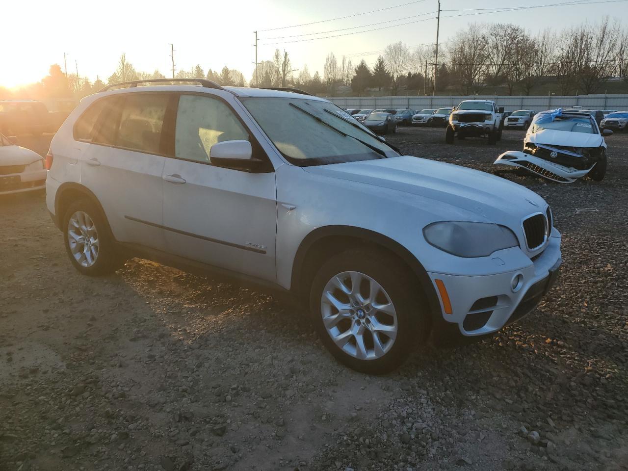 2011 BMW X5 XDRIVE3 - Фото 4