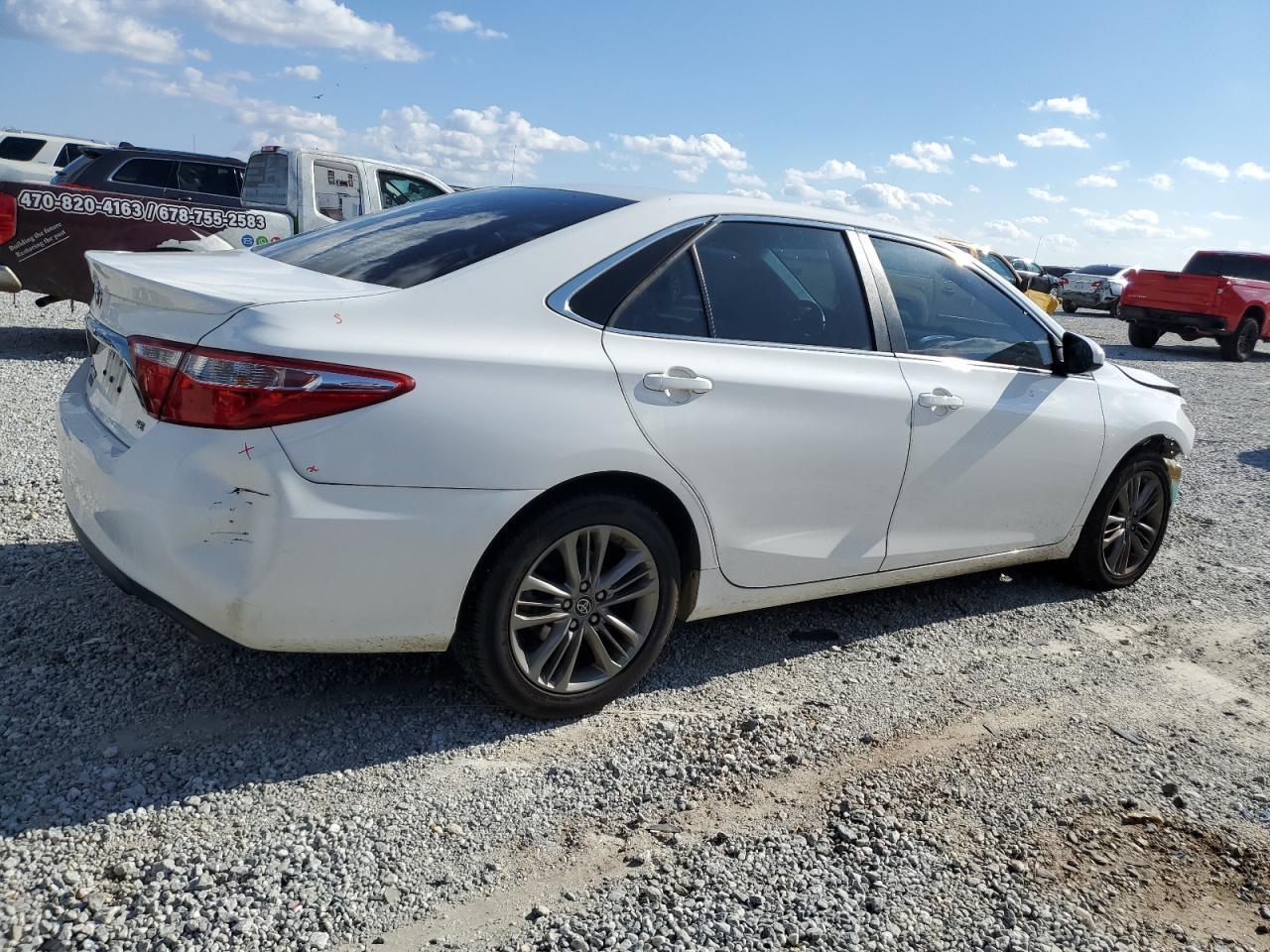 2017 TOYOTA CAMRY LE - Фото 3