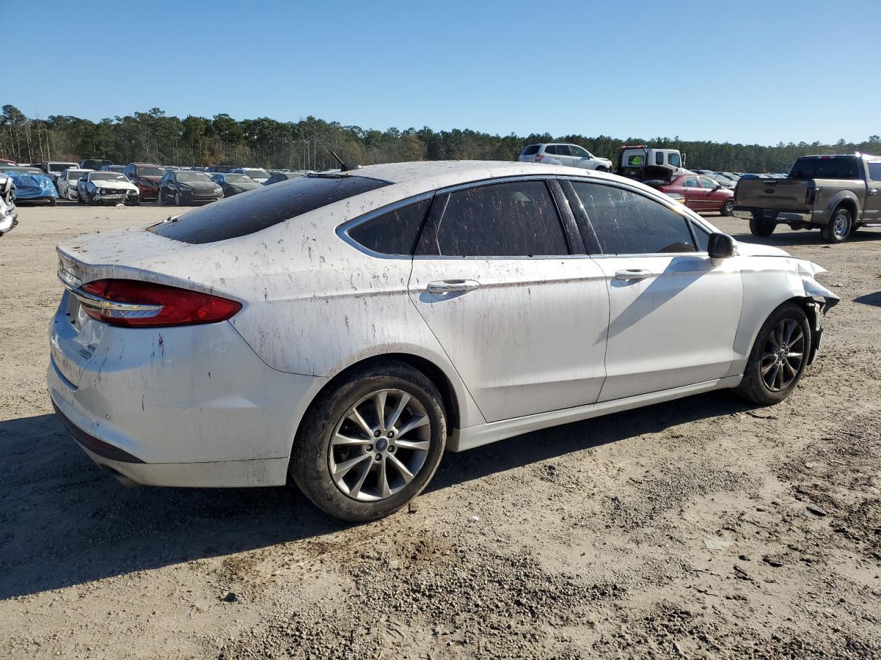 2017 FORD FUSION SE - Фото 3