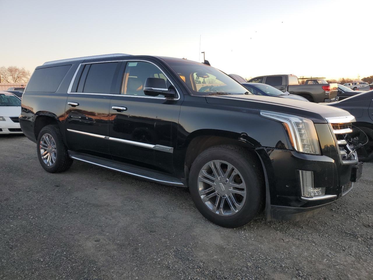 2017 CADILLAC ESCALADE E - Фото 4