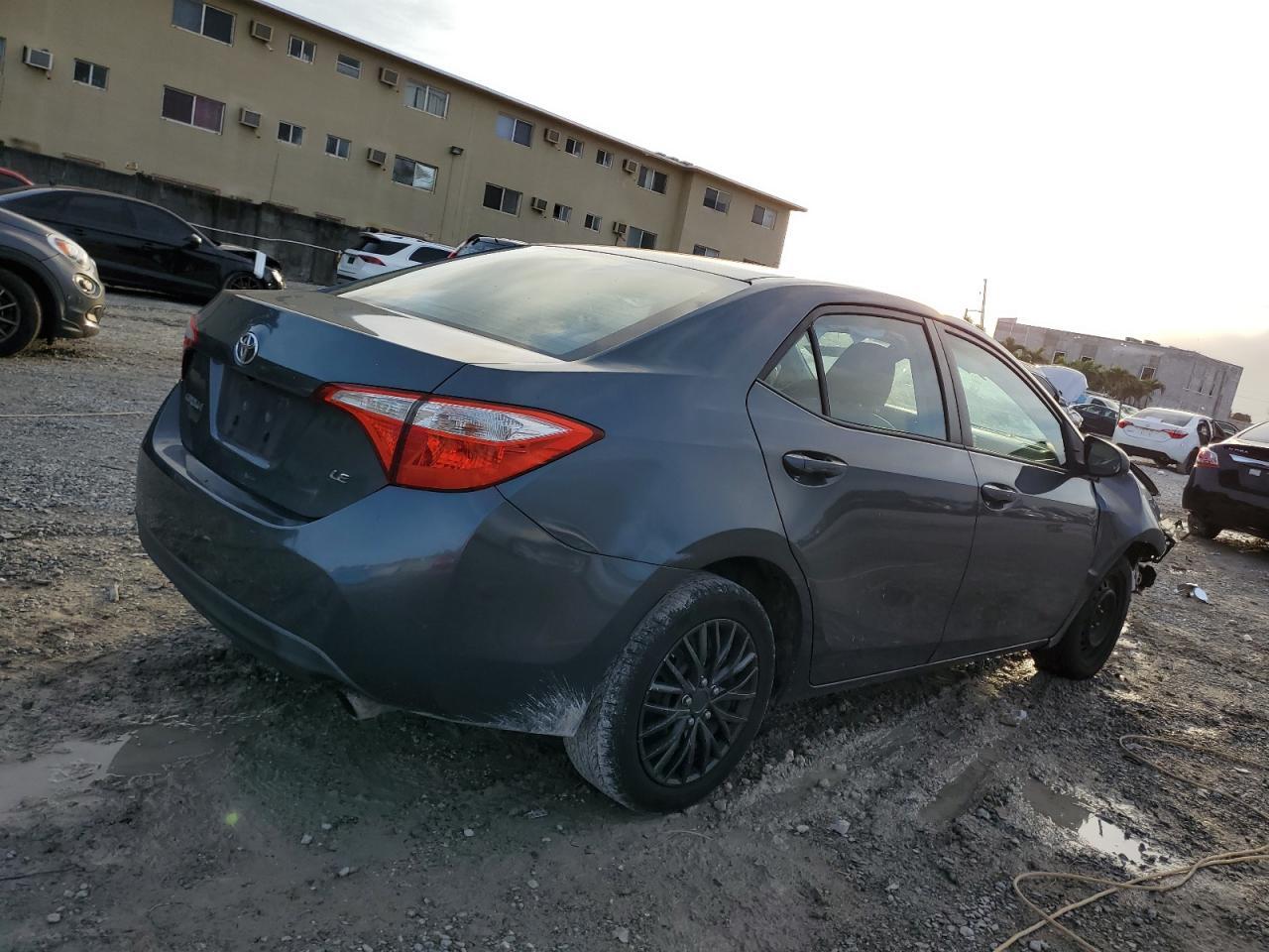 2014 TOYOTA COROLLA L - Image 3