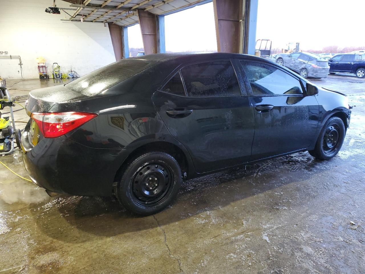 2015 TOYOTA COROLLA L - Image 3