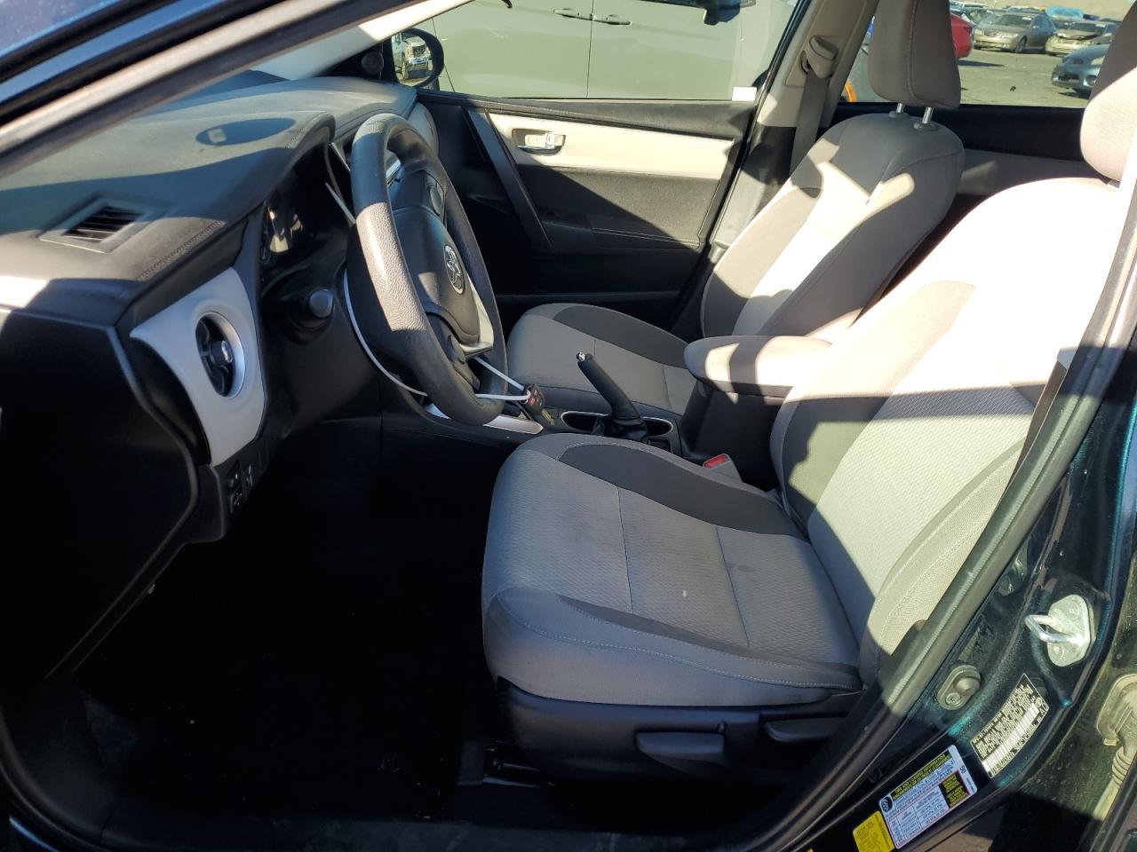 2019 TOYOTA COROLLA L - Фото 7