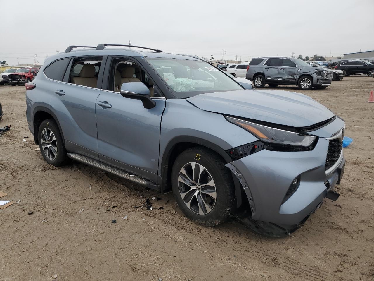 2024 TOYOTA HIGHLANDER - Image 4