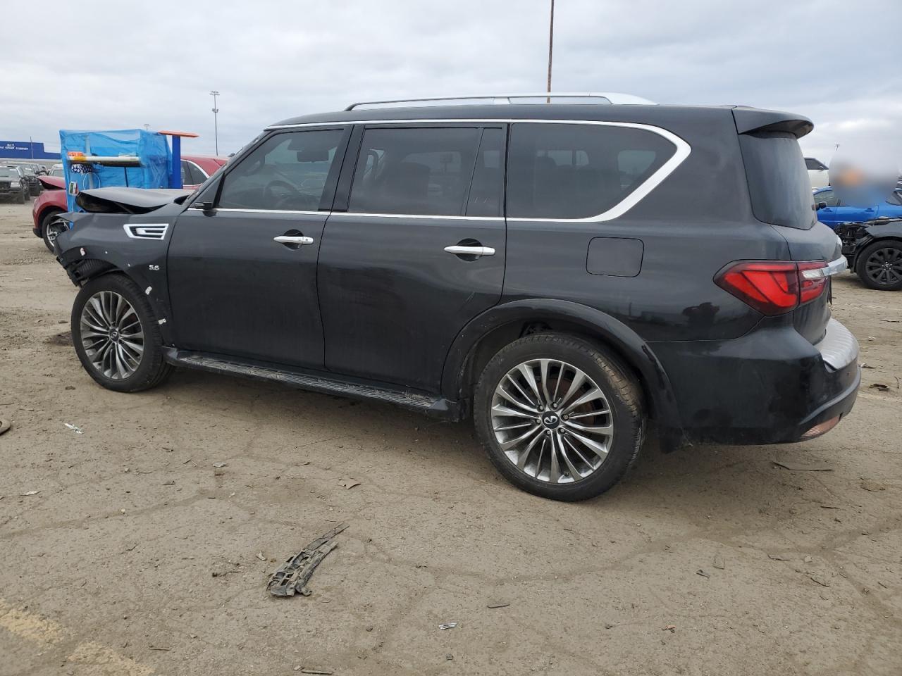 2018 INFINITI QX80 BASE - Image 2