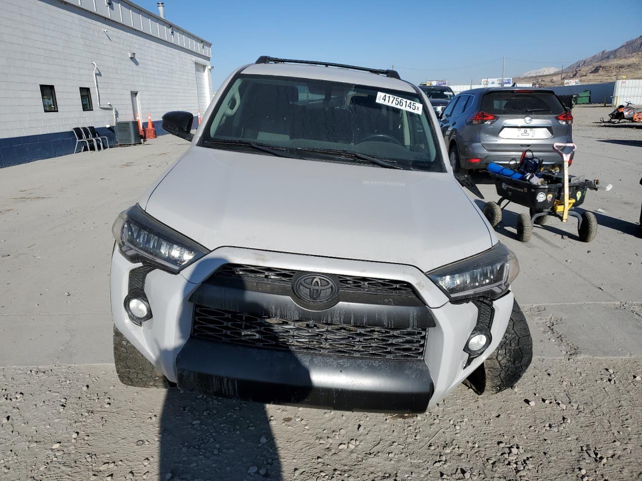 2017 TOYOTA 4RUNNER SR - Image 5