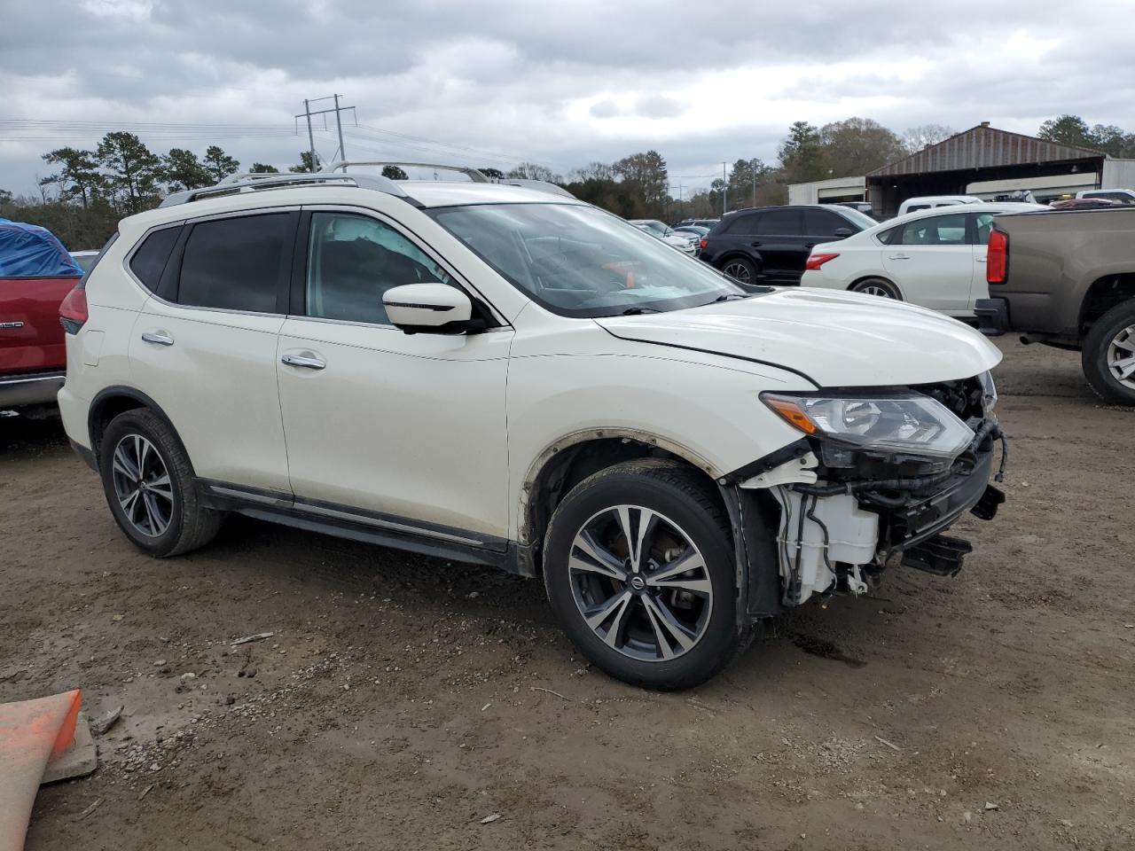 2017 NISSAN ROGUE S - Image 4