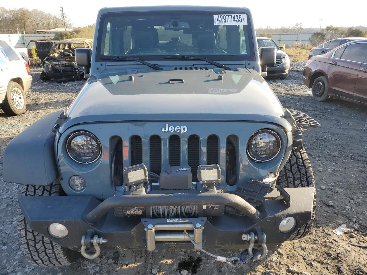 2015 JEEP WRANGLER U - Фото 5