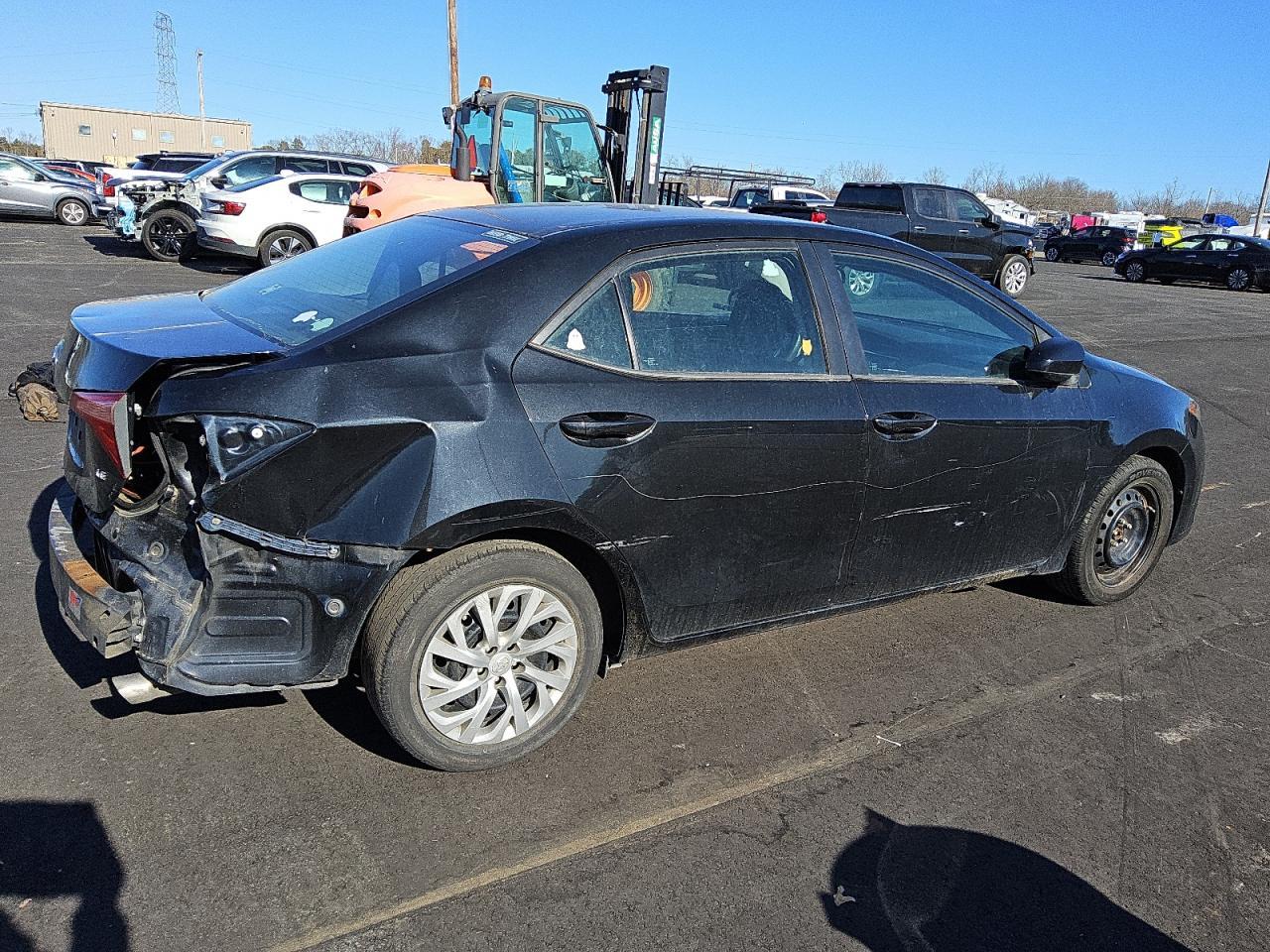 2018 TOYOTA COROLLA L - Фото 3