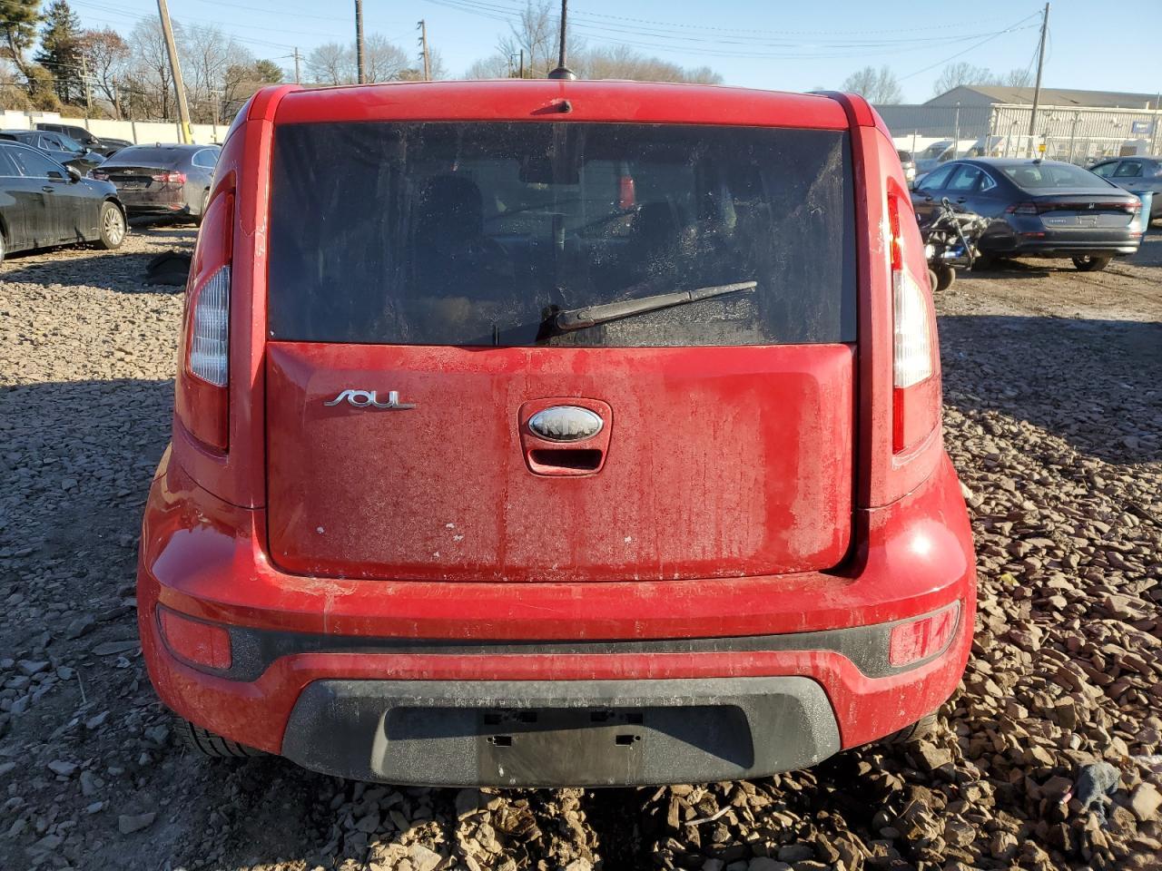 2013 KIA SOUL + - Image 6
