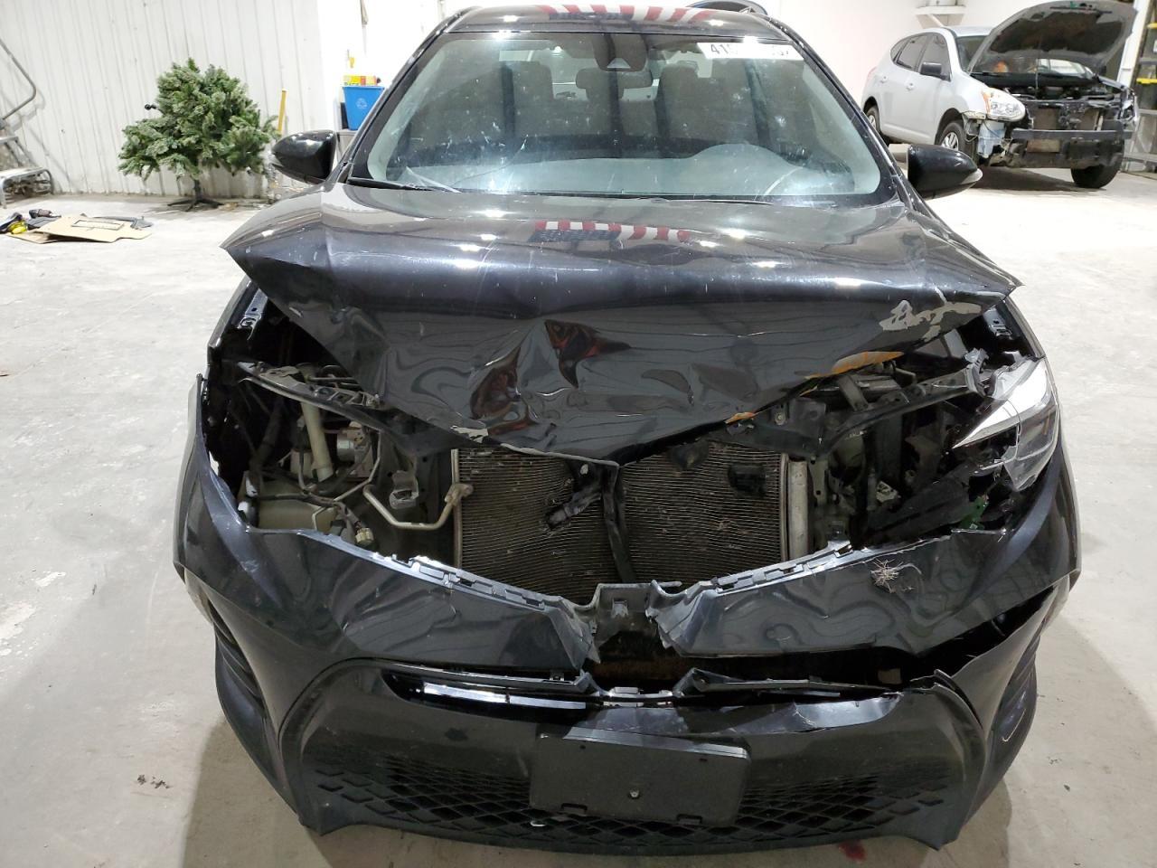 2019 TOYOTA COROLLA L - Фото 5