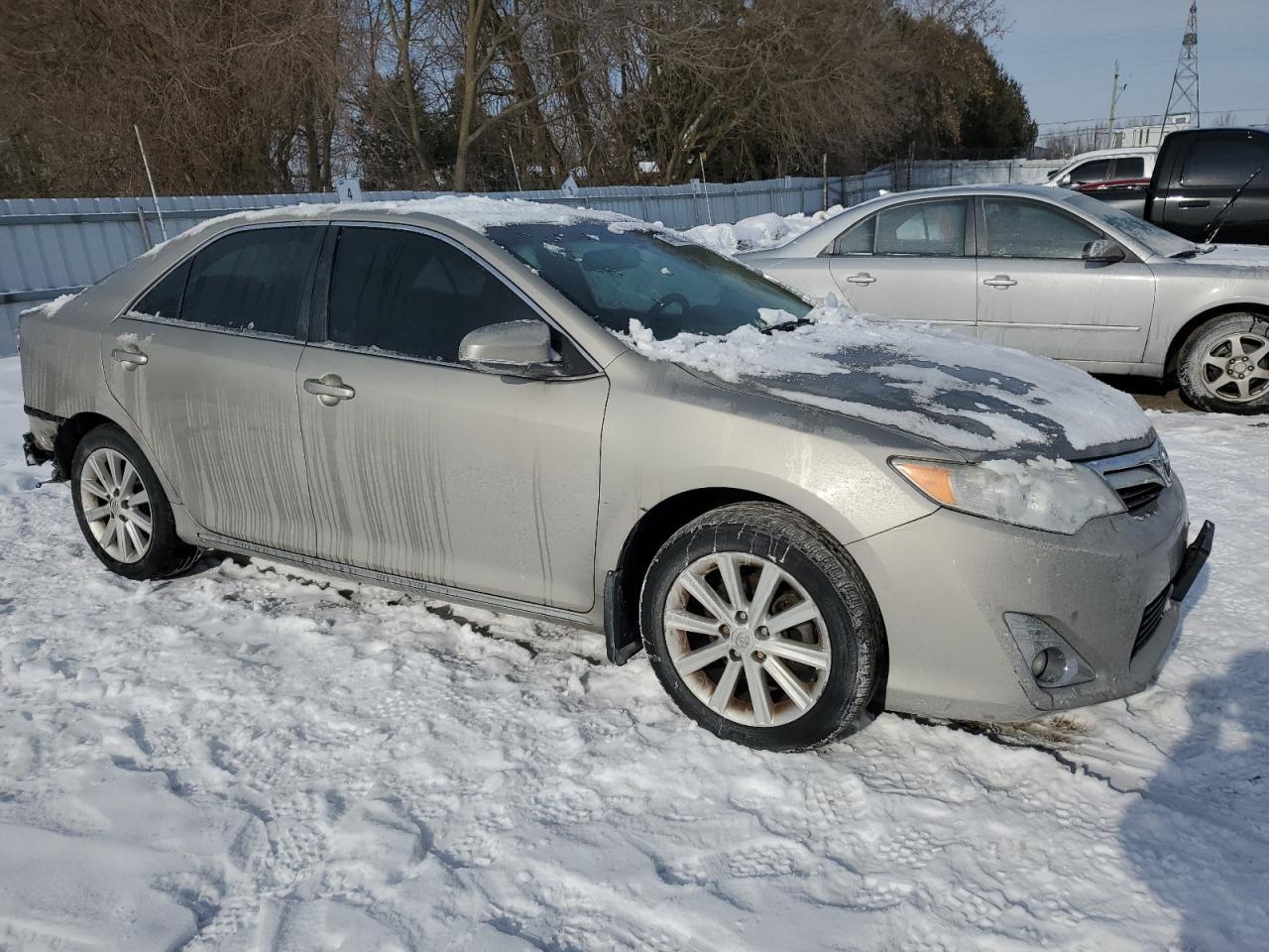 2014 TOYOTA CAMRY L - Image 4