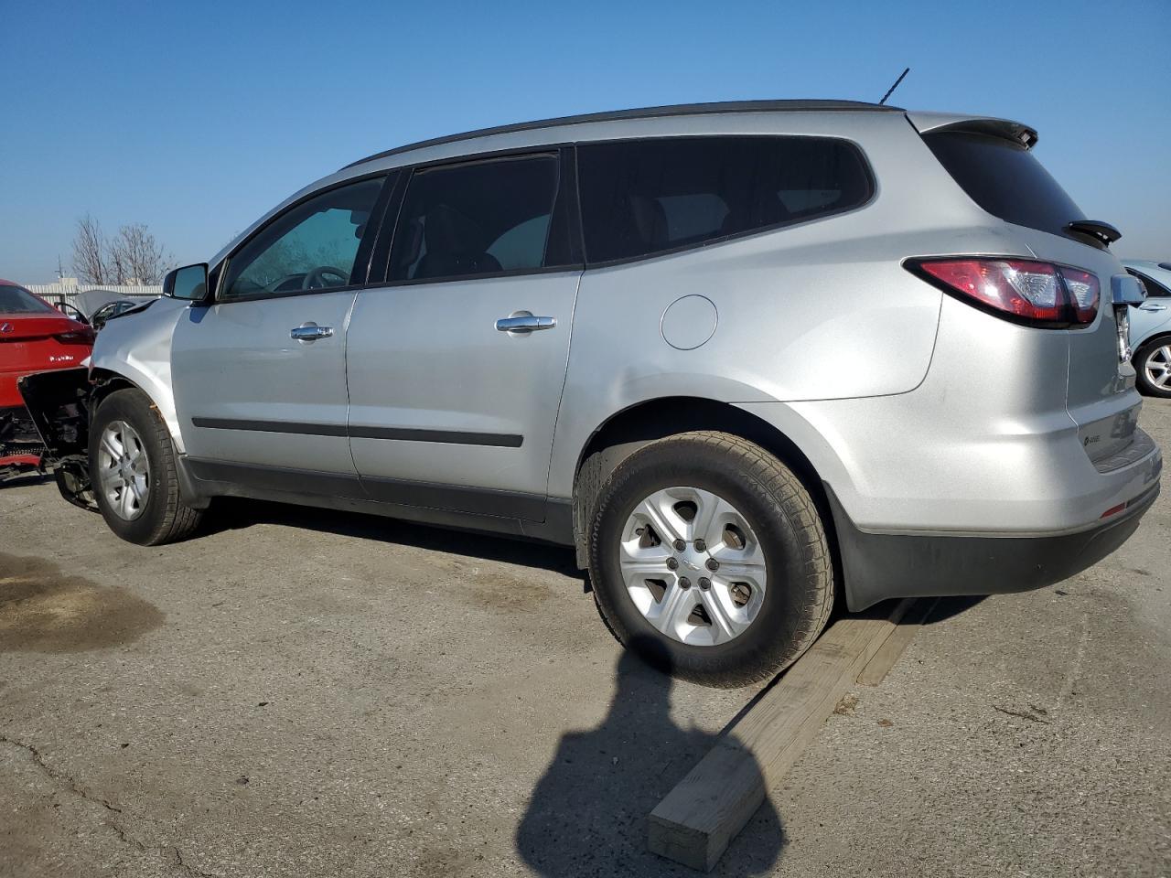 2015 CHEVROLET TRAVERSE L - Фото 2