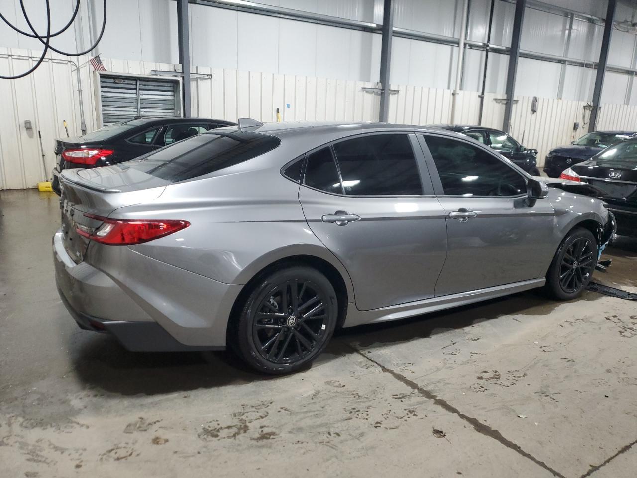 2025 TOYOTA CAMRY XSE - Фото 3