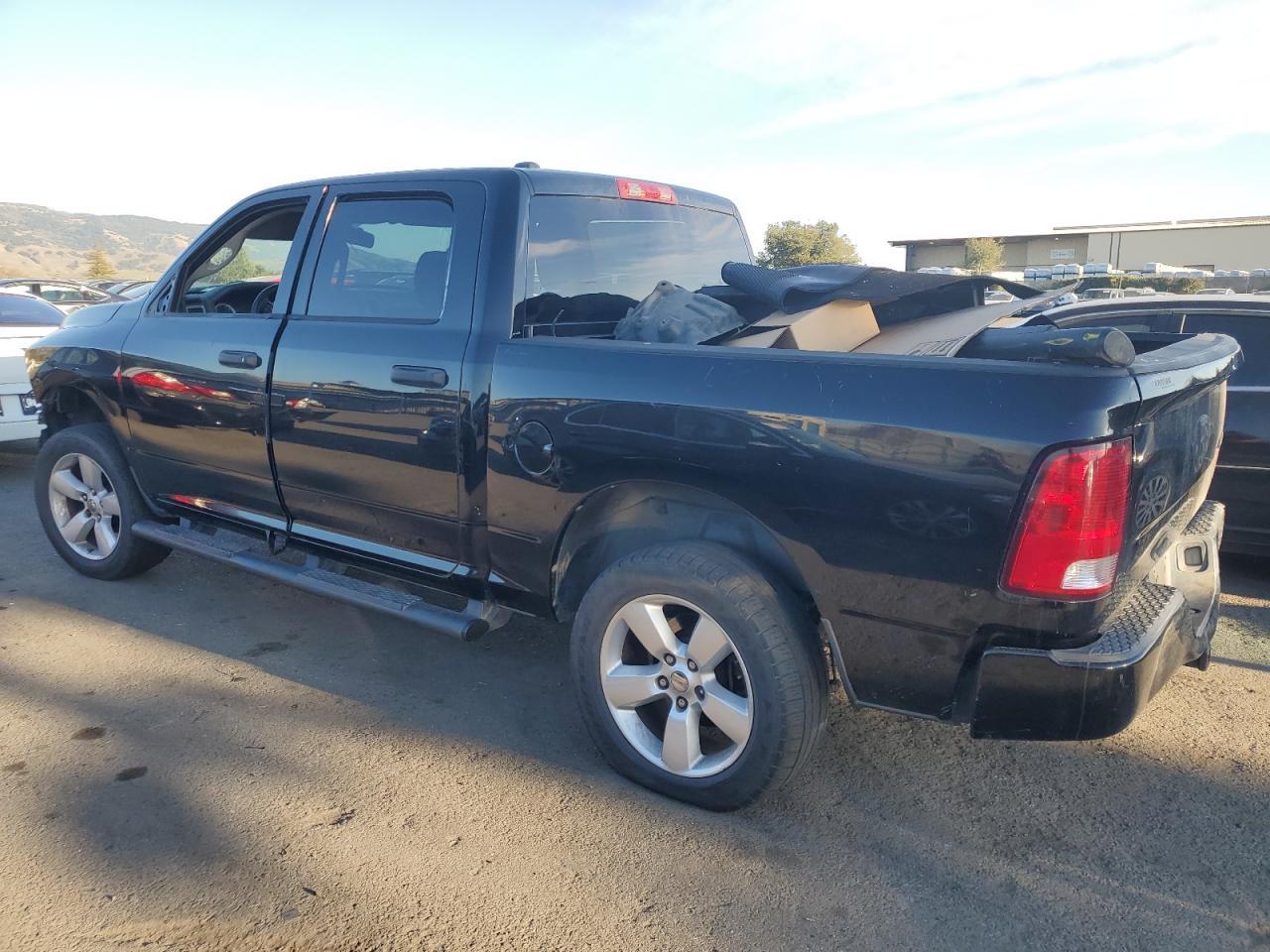 2015 RAM 1500 ST - Image 2