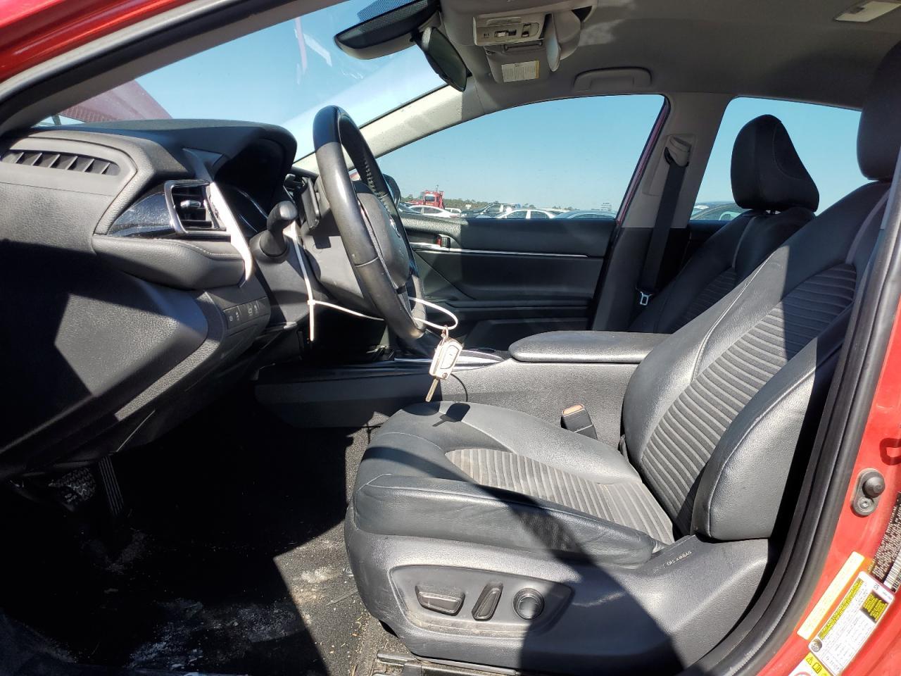 2019 TOYOTA CAMRY L - Image 7