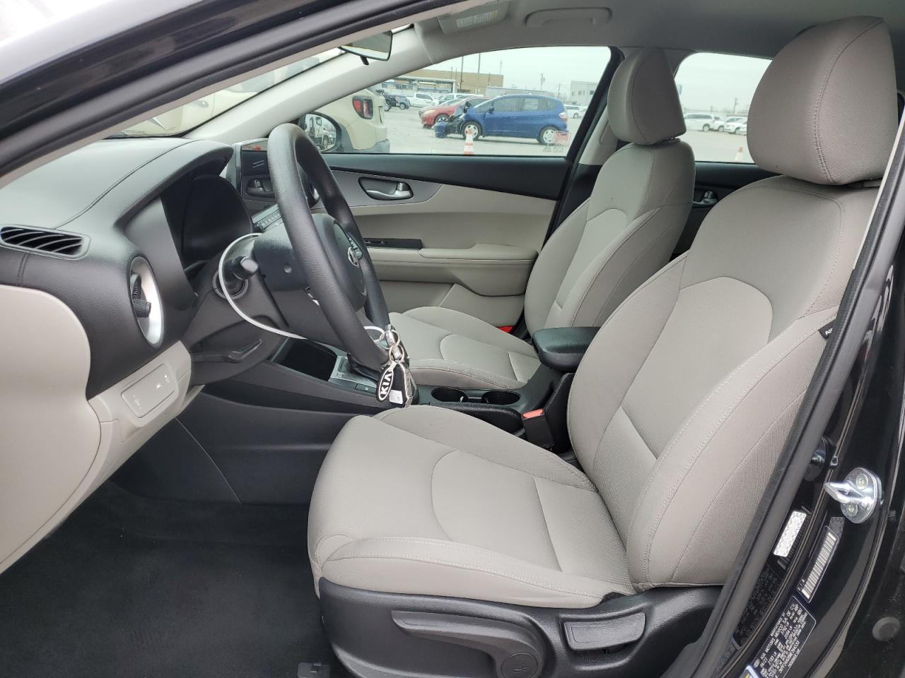 2021 KIA FORTE FE - Image 7