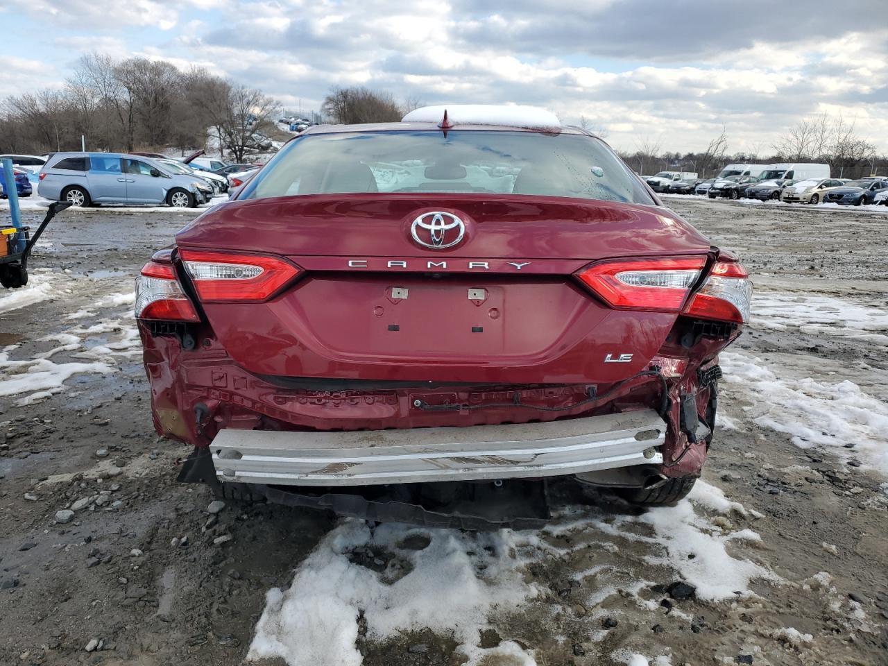 2020 TOYOTA CAMRY LE - Фото 6