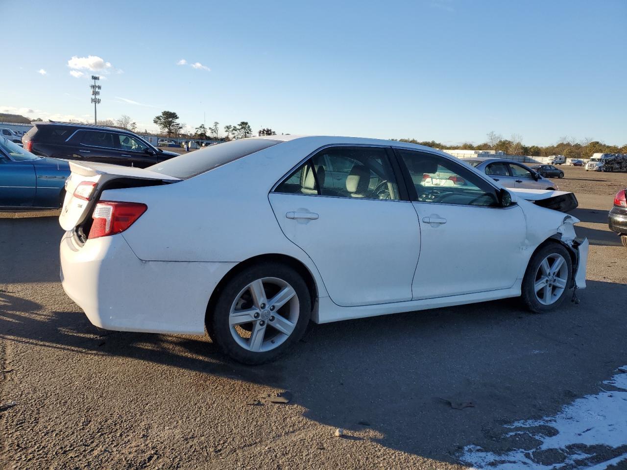 2012 TOYOTA CAMRY BASE - Image 3
