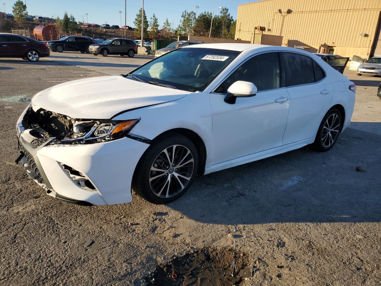 2020 TOYOTA CAMRY SE