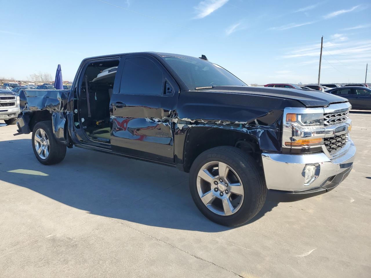 2017 CHEVROLET SILVERADO - Image 4