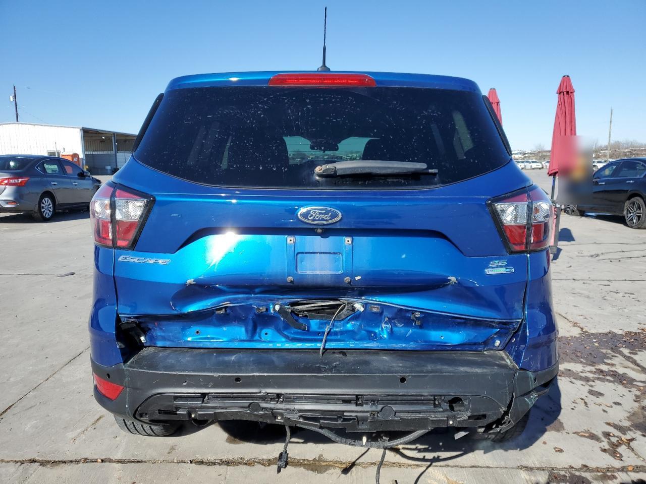 2017 FORD ESCAPE SE - Фото 6