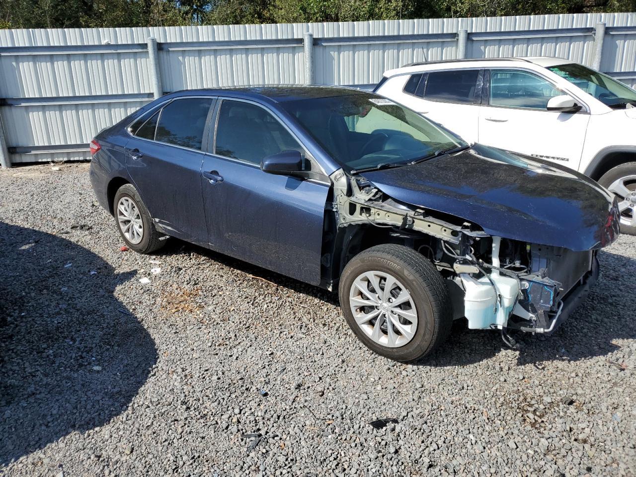 2017 TOYOTA CAMRY LE - Image 4