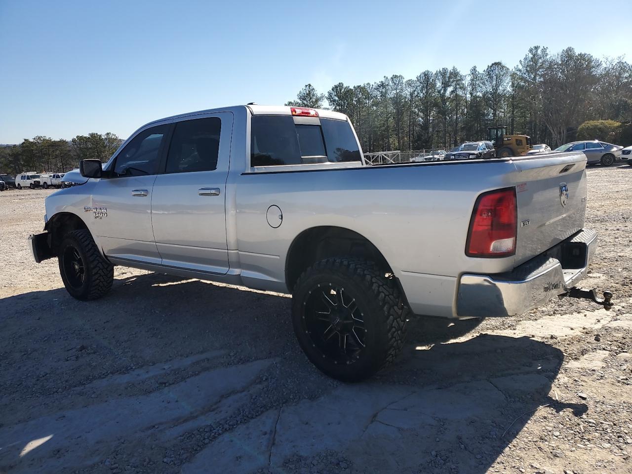 2019 RAM 1500 CLASS - Фото 2