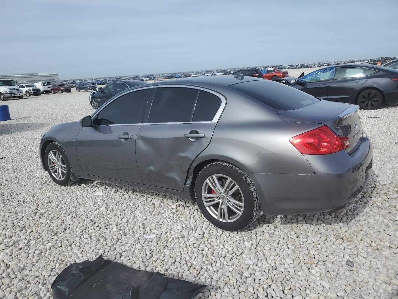 2012 INFINITI G37 BASE - Image 2