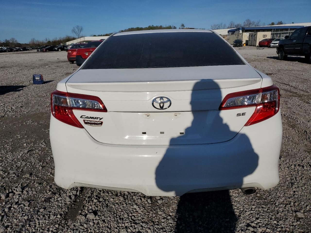 2014 TOYOTA CAMRY L - Image 6