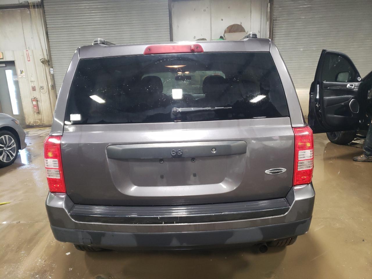 2015 JEEP PATRIOT SP - Фото 6