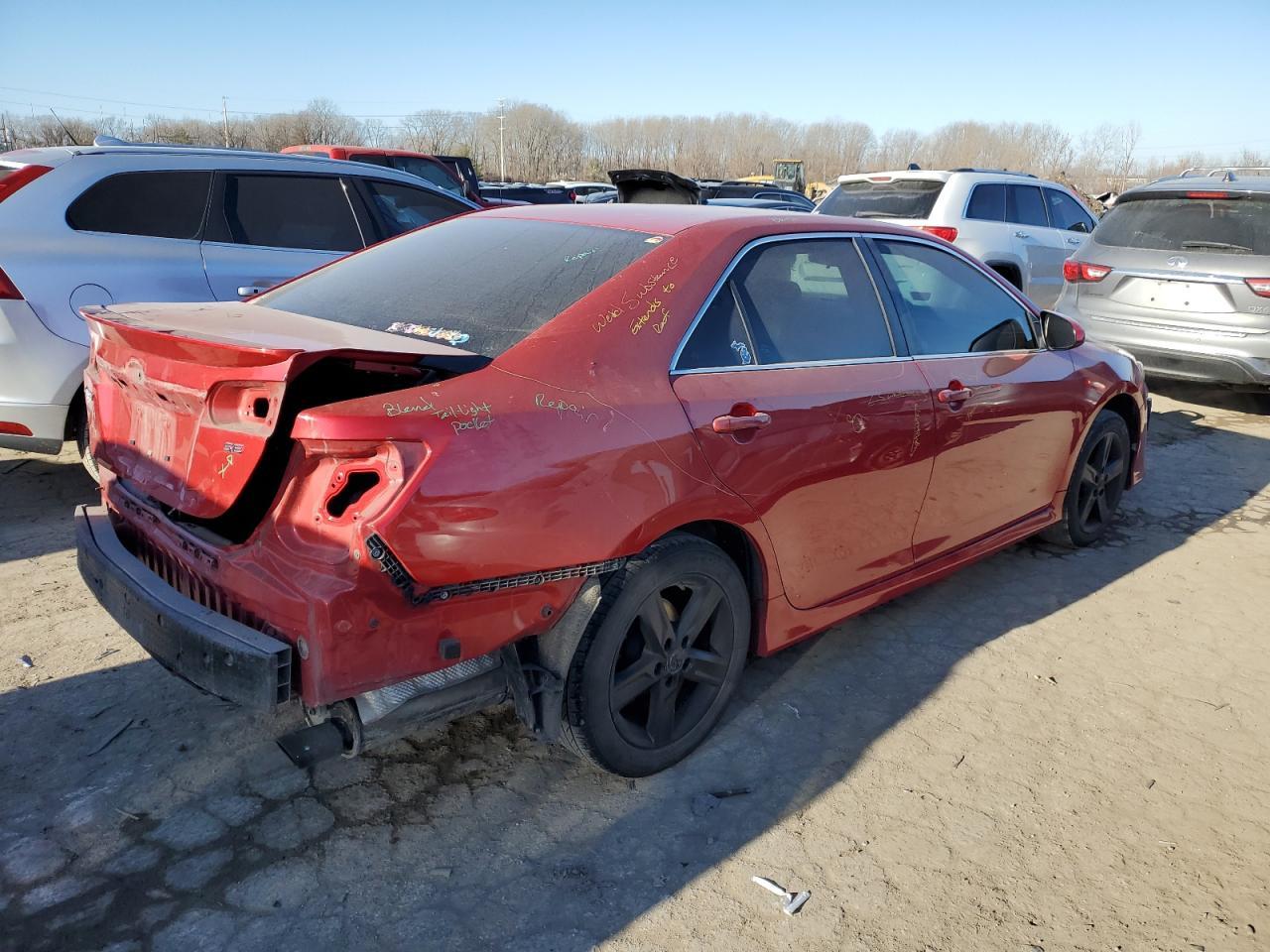2014 TOYOTA CAMRY L - Фото 3