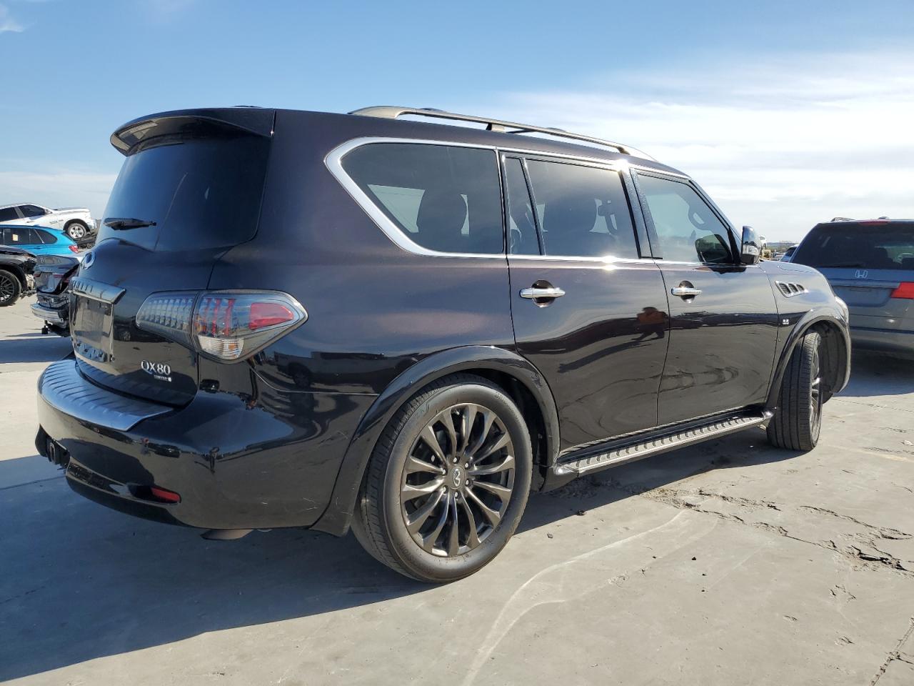2017 INFINITI QX80 BASE - Фото 3