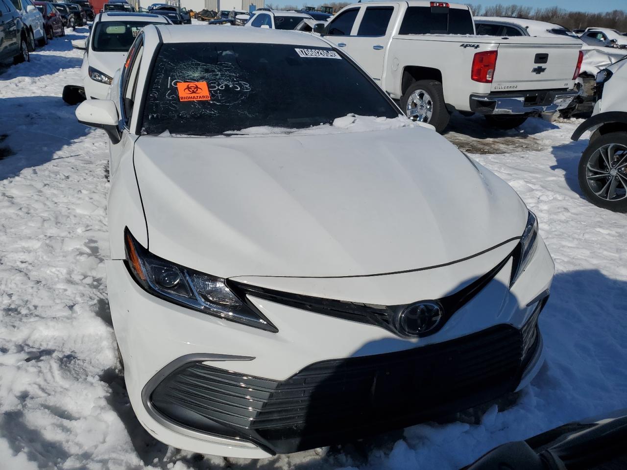 2023 TOYOTA CAMRY LE - Фото 5
