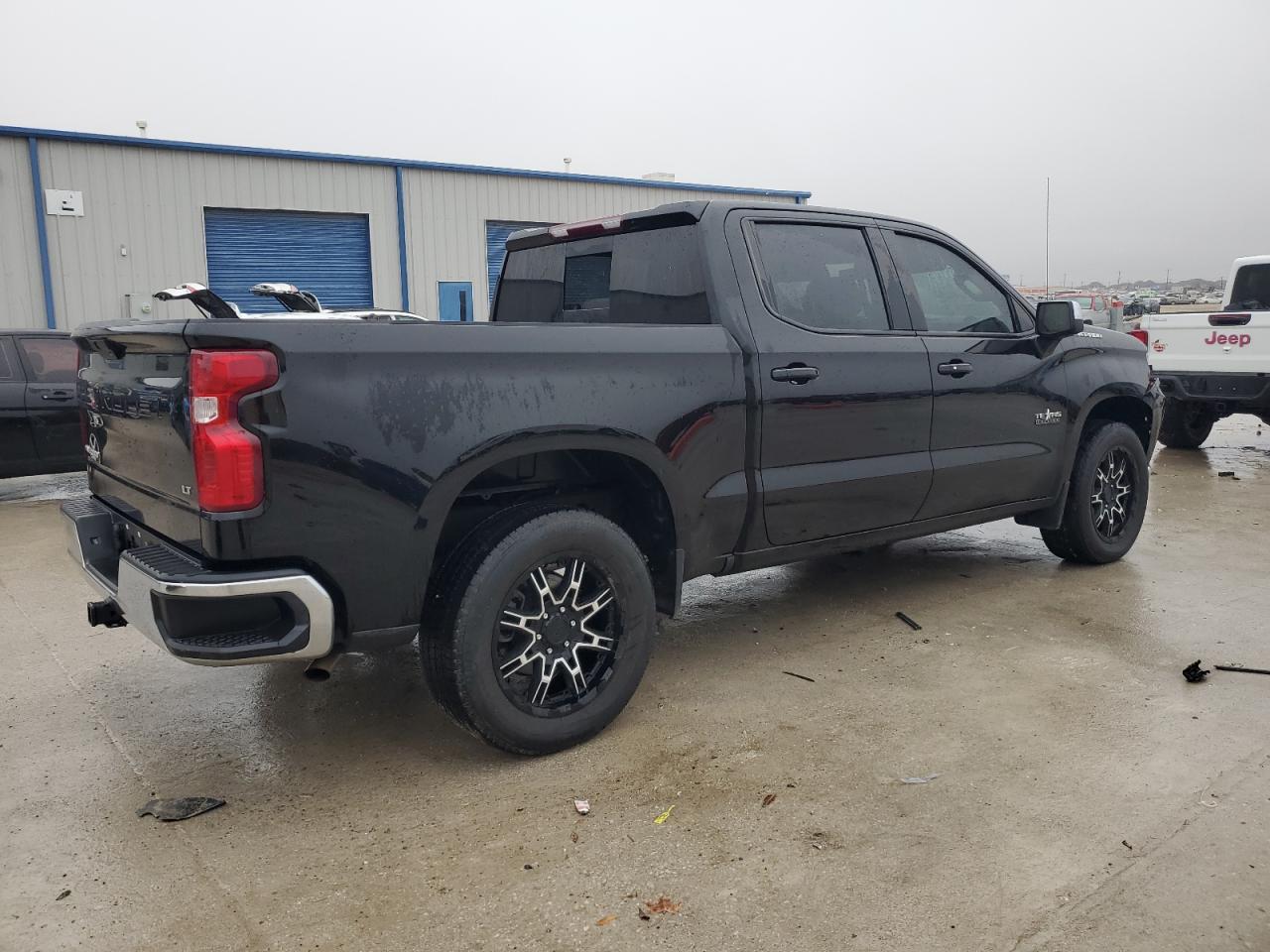 2021 CHEVROLET SILVERADO - Фото 3