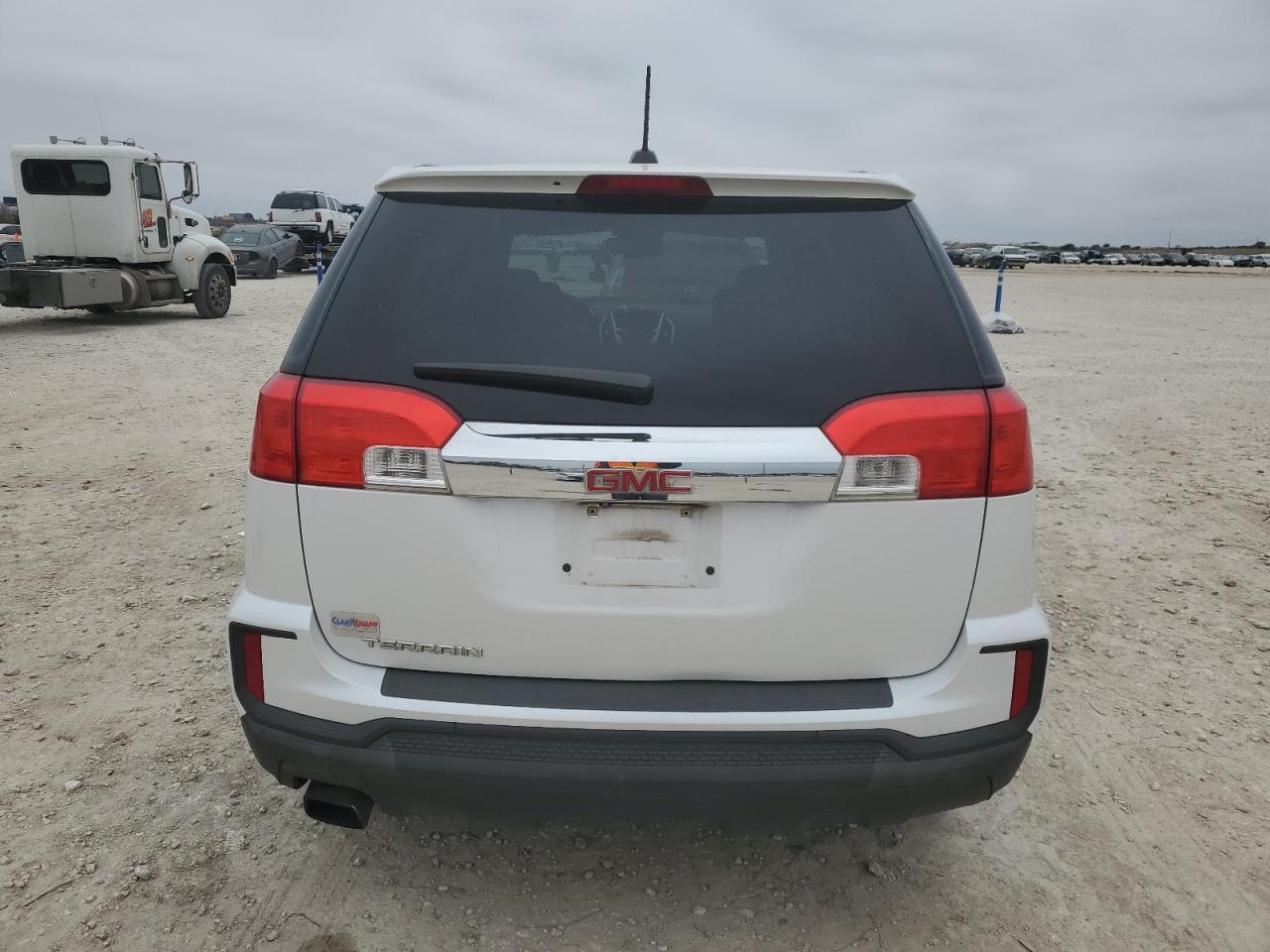 2016 GMC TERRAIN SL - Image 6