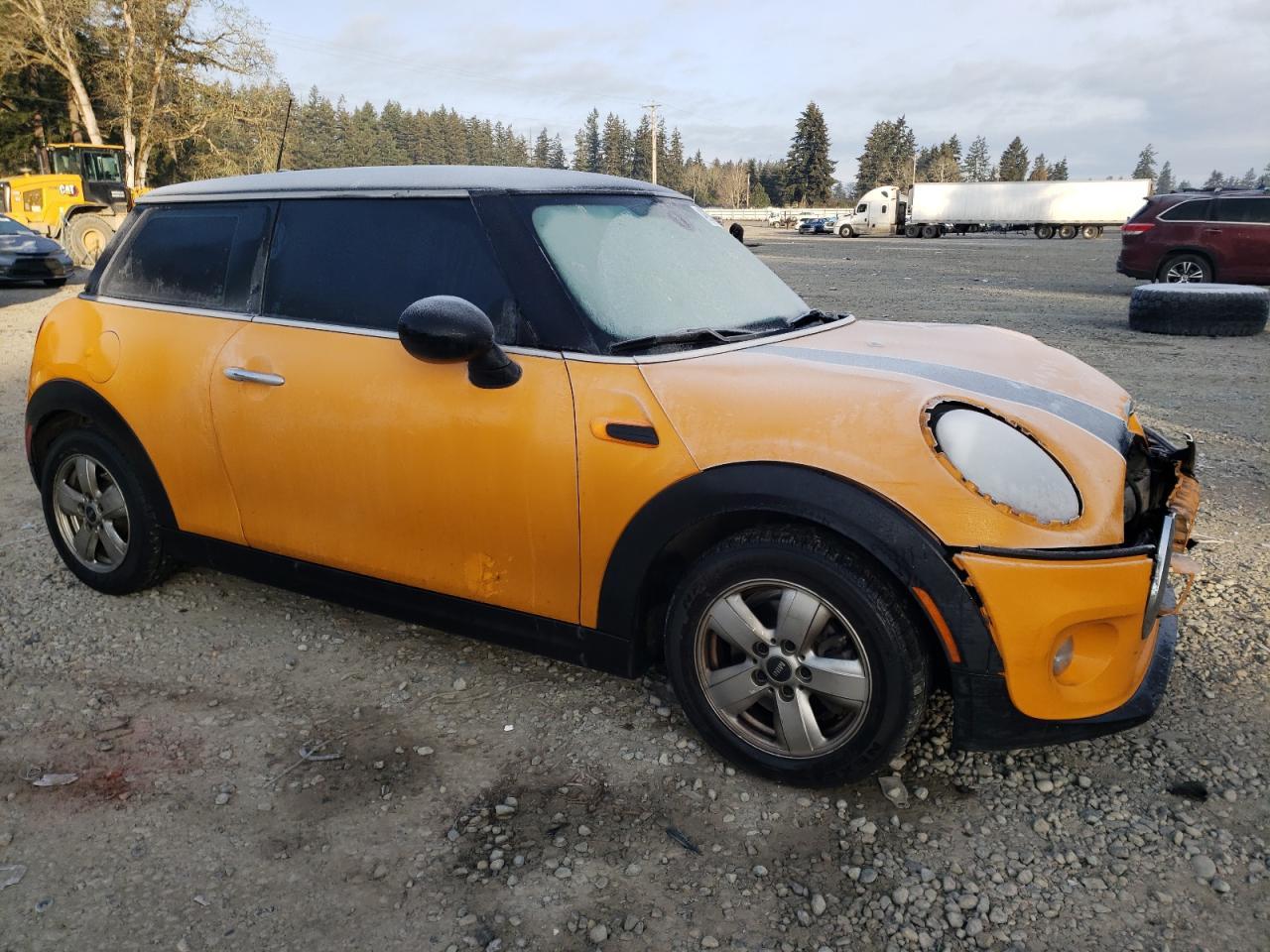 2017 MINI COOPER - Image 4