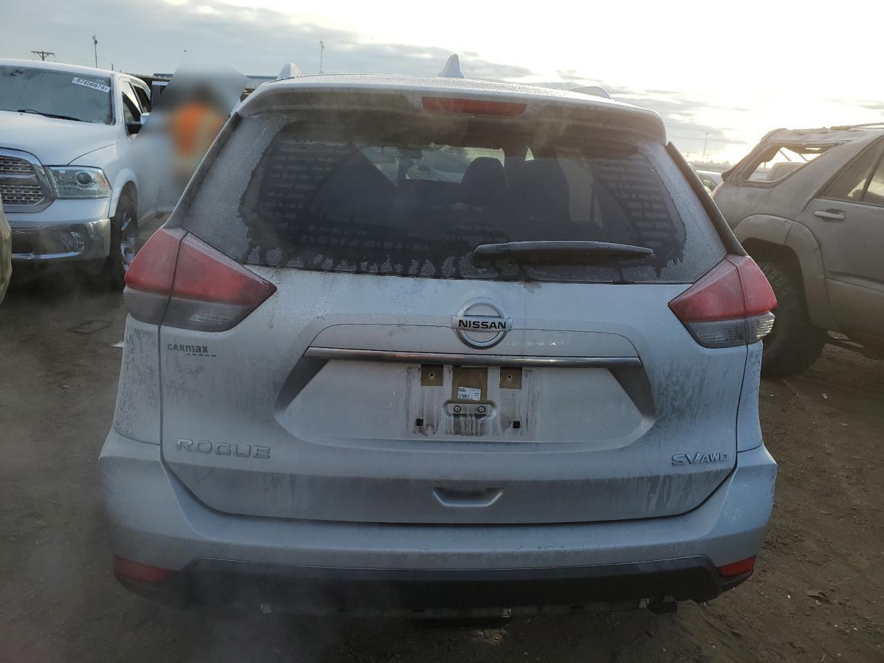 2018 NISSAN ROGUE S - Фото 6