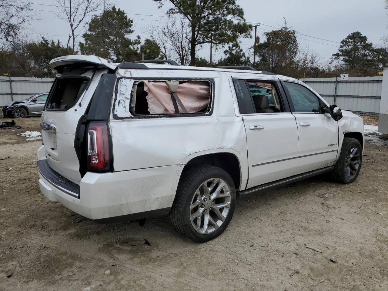 2016 GMC YUKON XL D - Фото 3