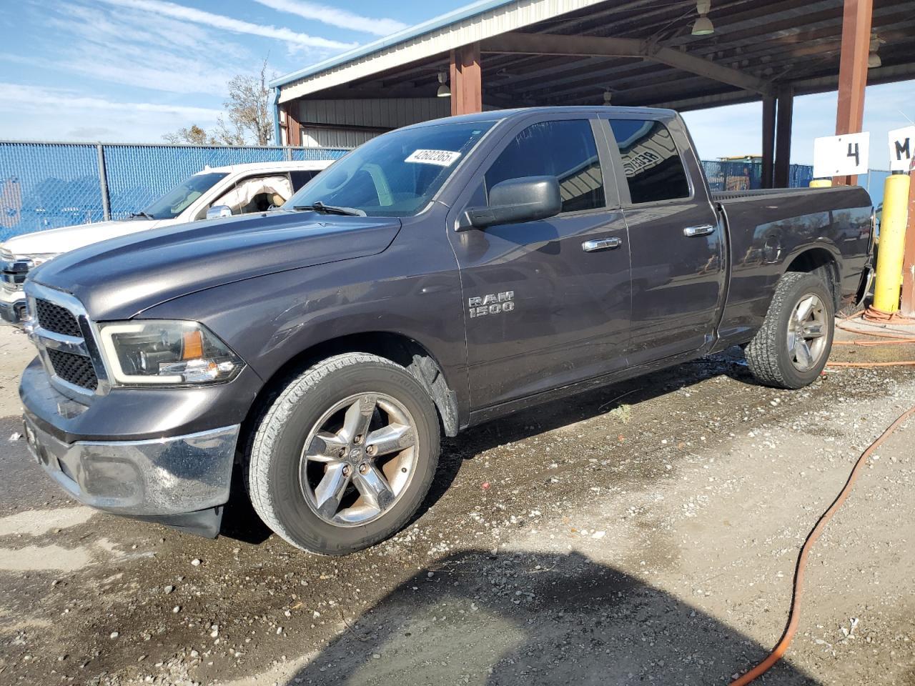 2015 RAM 1500 SLT