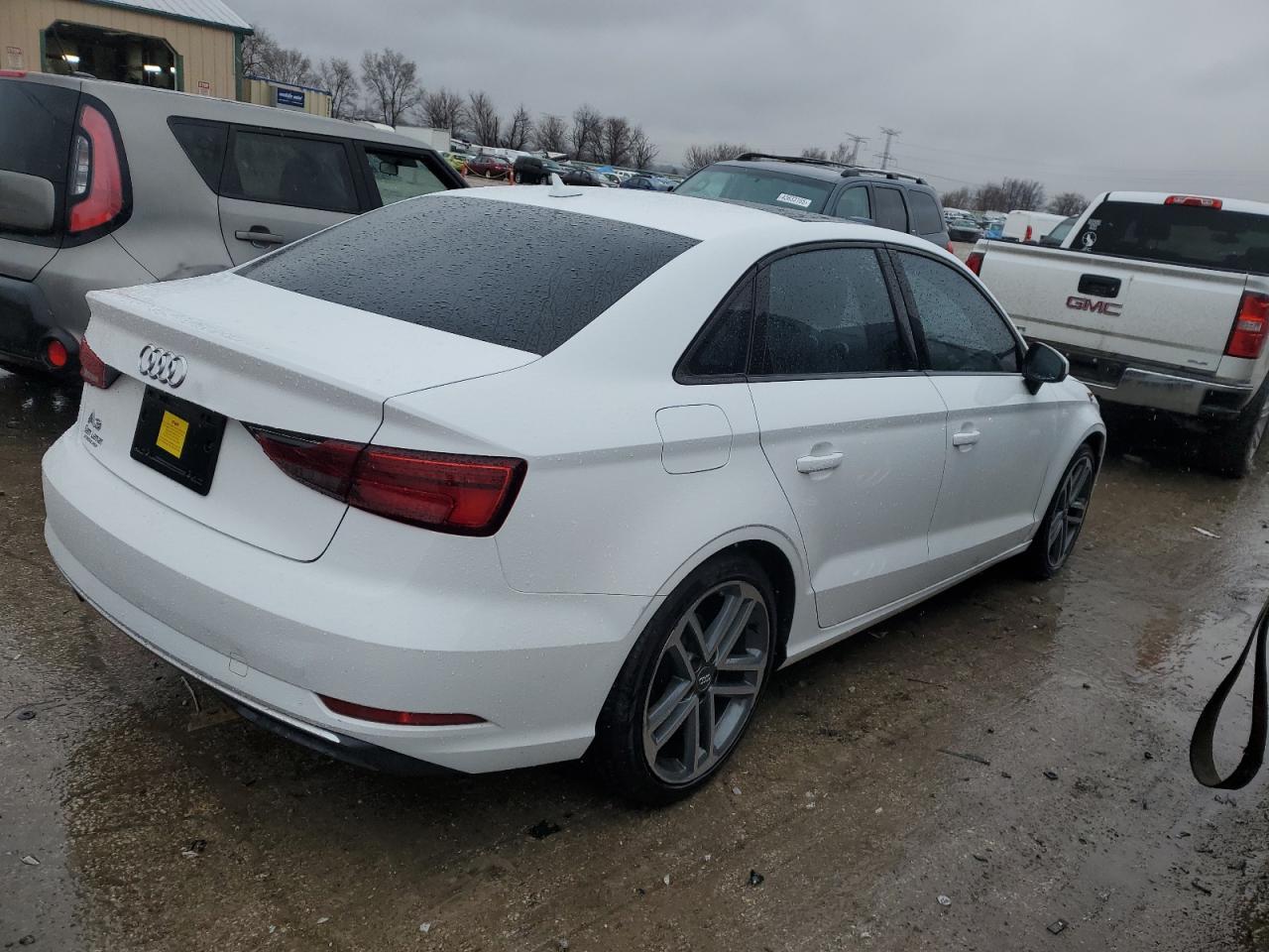 2017 AUDI A3 PREMIUM - Фото 3