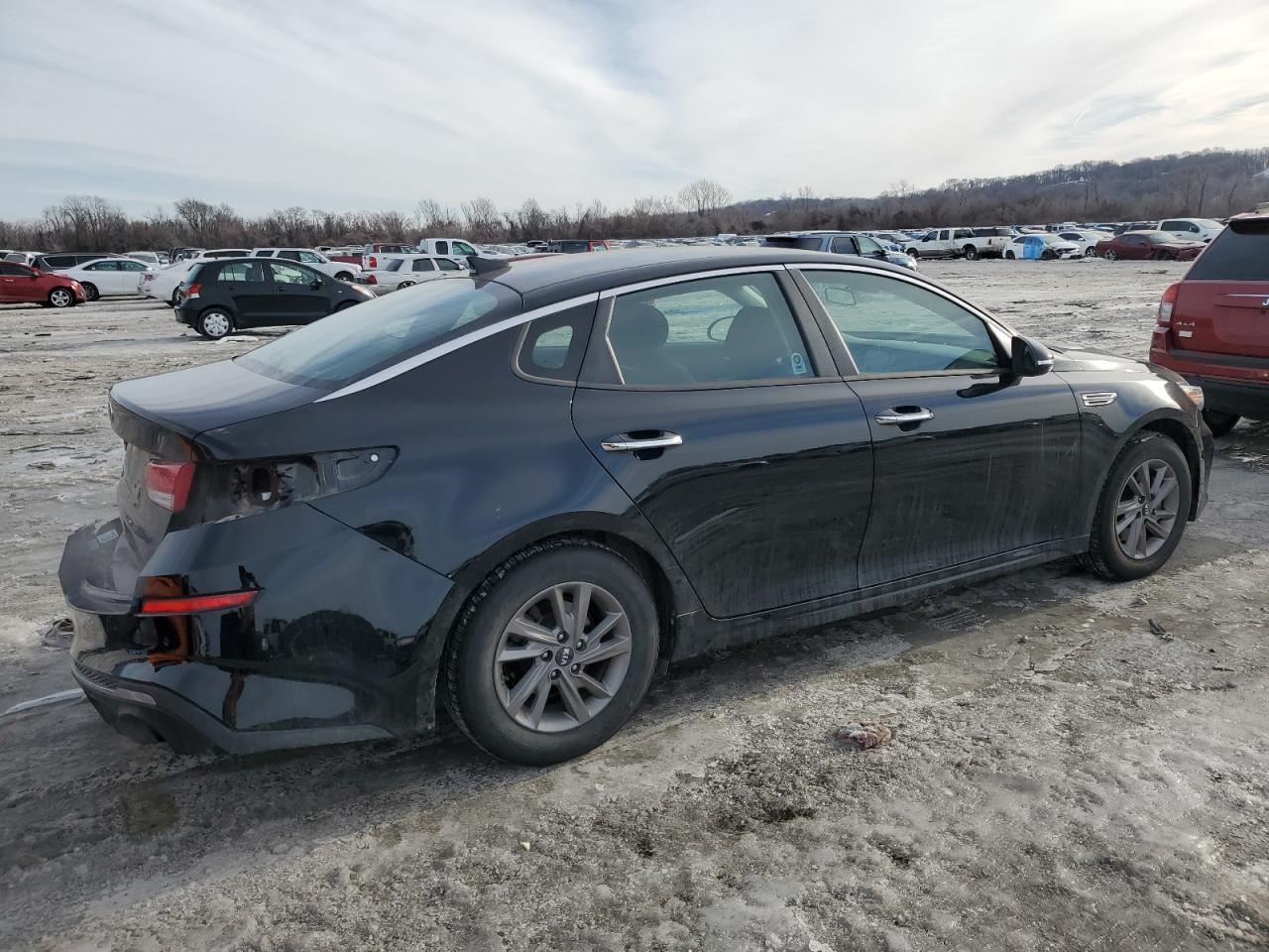 2020 KIA OPTIMA LX - Фото 3