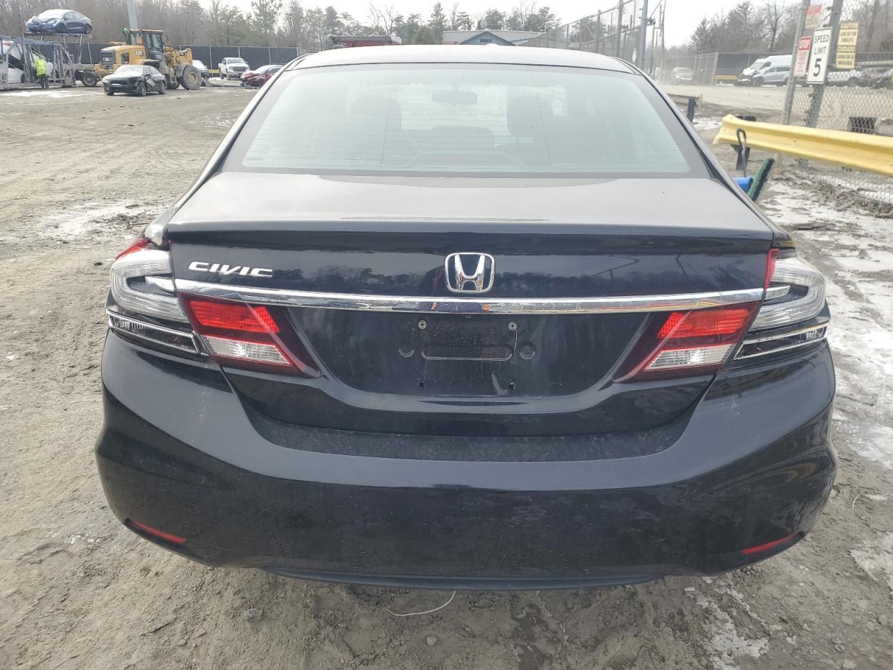 2015 HONDA CIVIC LX - Фото 6
